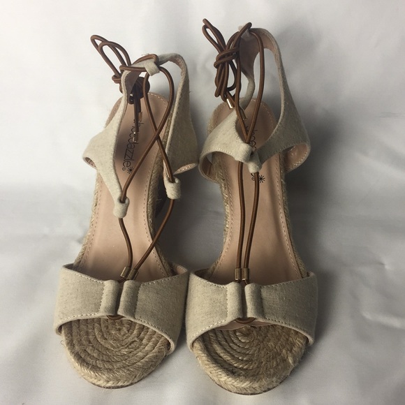 ShoeDazzle espadrilles - Picture 1 of 9